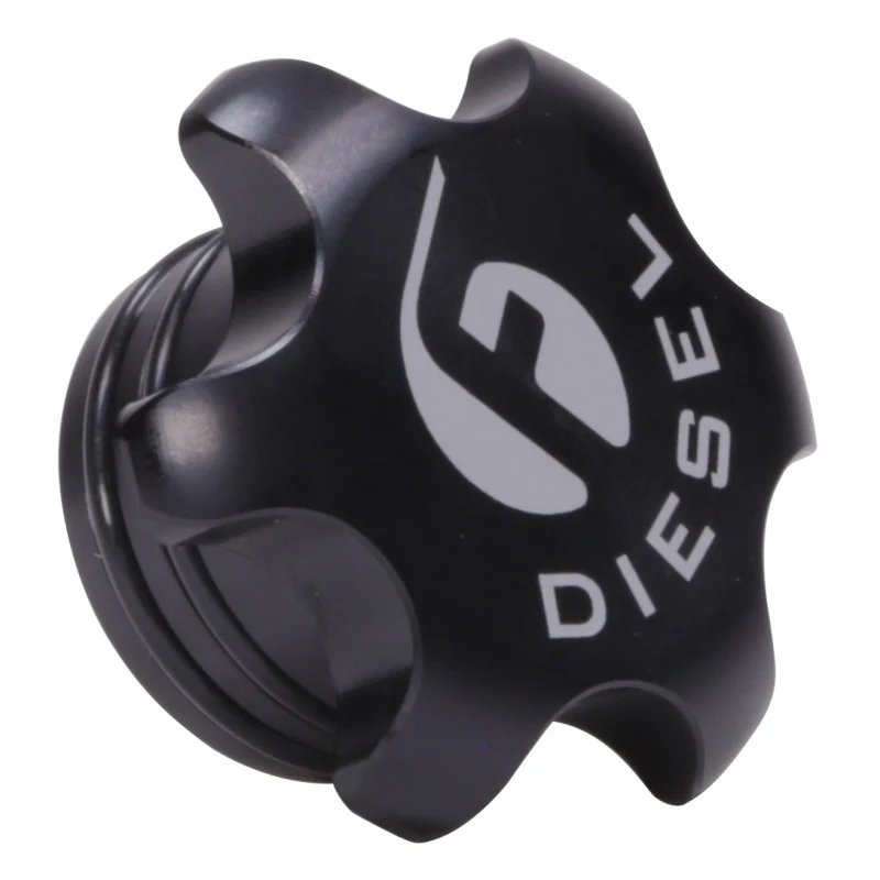 Fleece Performance Billet Fuel Cap, 2020 LM2 - Image 3