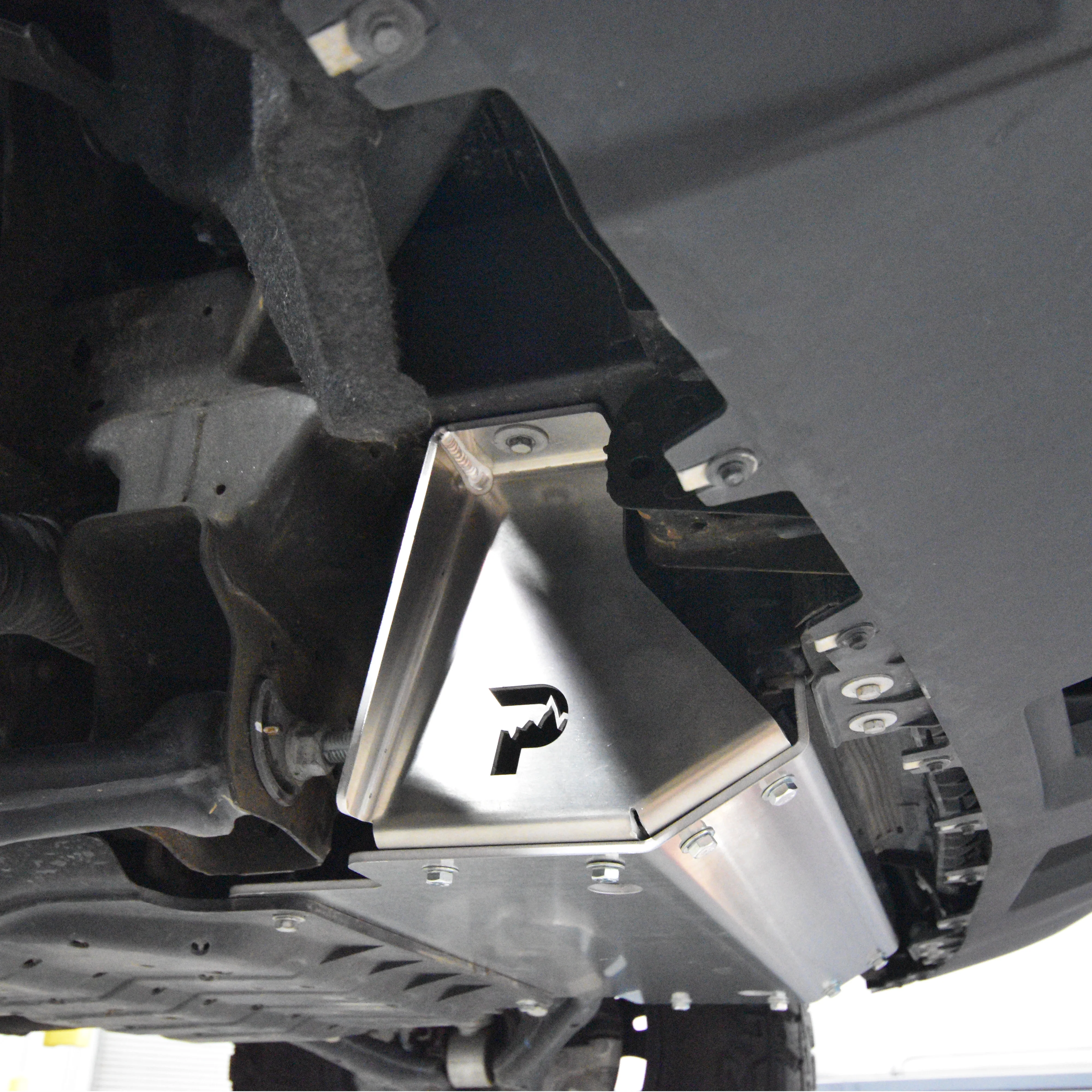 Pinnacle Off Road Intercooler Skid Plate, 2020-2024 LM2/LZ0