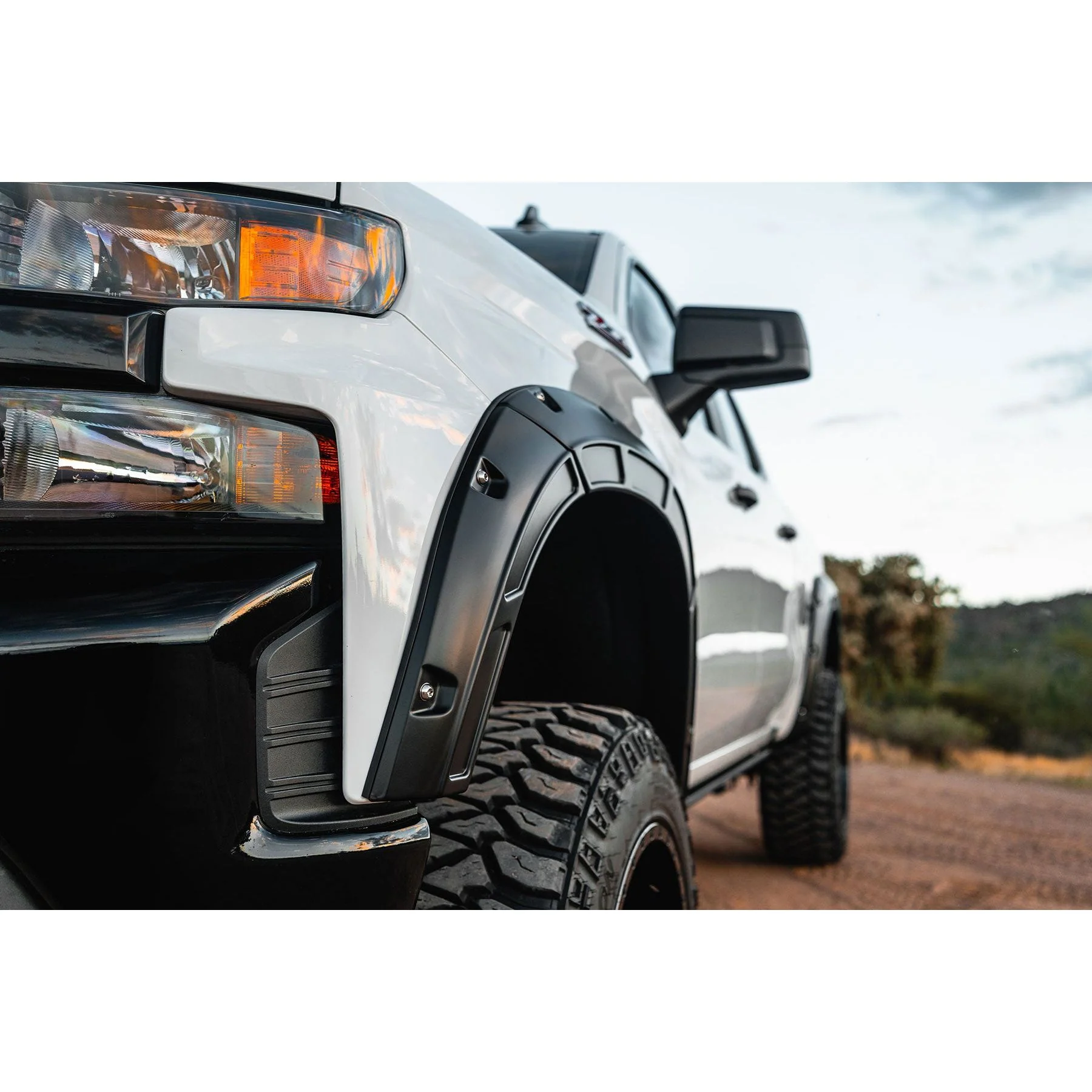 Rough Country Silverado Defender Fender Flares, 2020-2025 LM2/LZ0 - Image 4