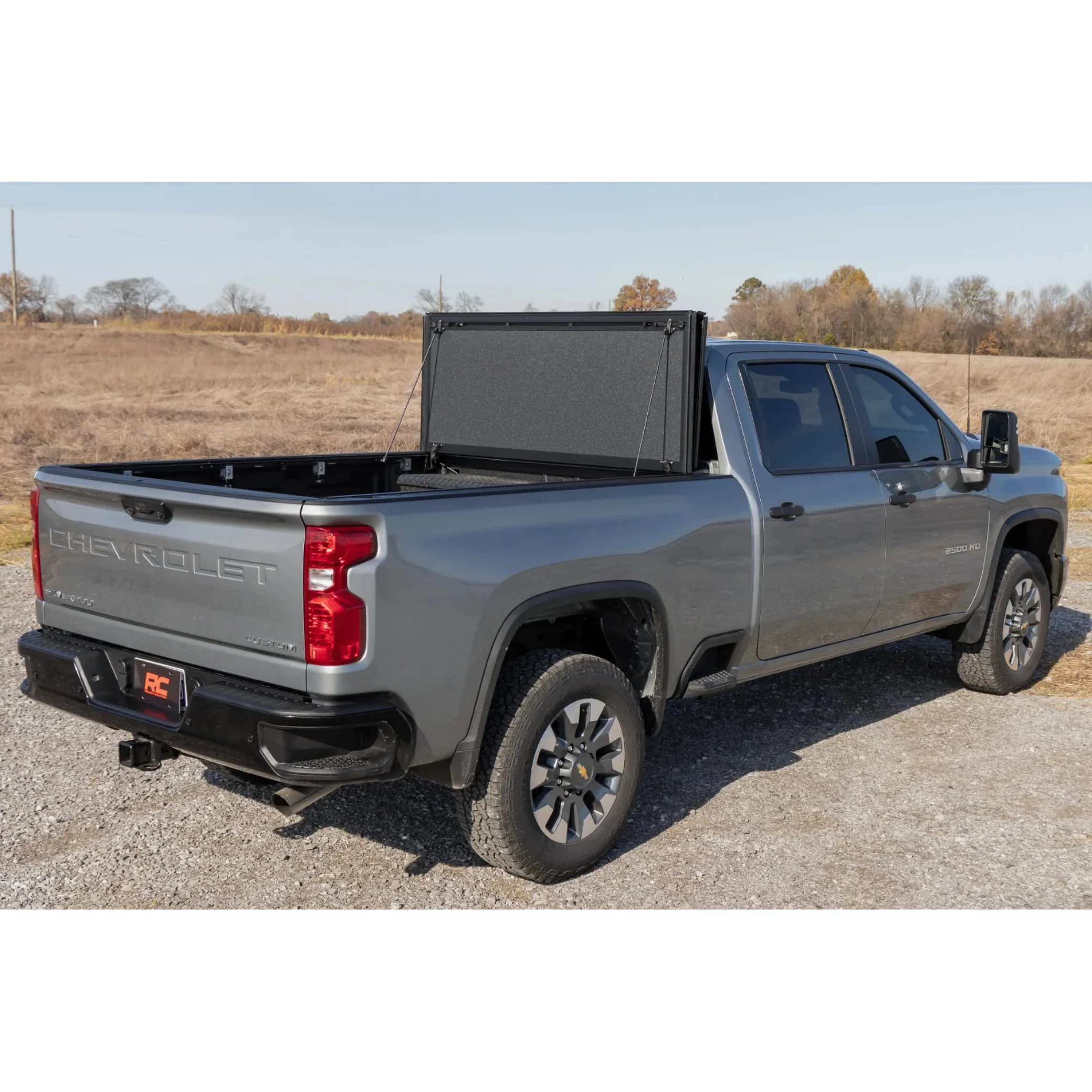 Rough Country Tri-Fold Flip Up 6'9" Bed Cover, 2020-2025 L5P - Image 6